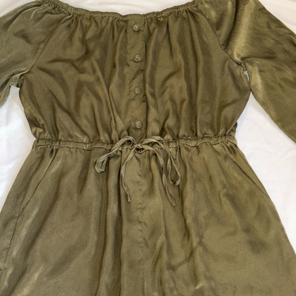 C Est 1946 Olive Green Off the Shoulder Jumpsuit Size XL - Picture 2 of 5